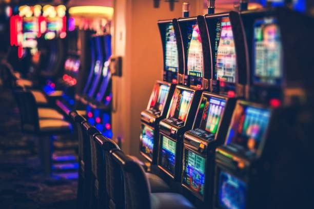 betgede slot mobile app interface showing football betting and live casino options